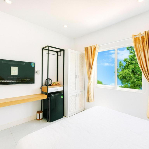 Others 2, Hoang Gia Hotel Royal, Kim Bảng