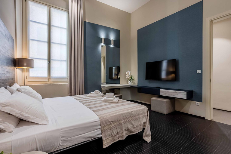 Bedroom 2, Salina Luxury Suites, Parma