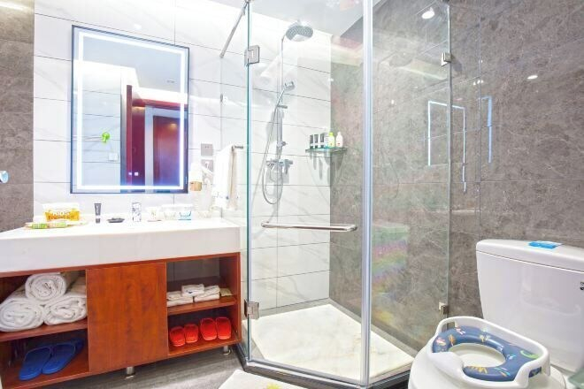 Bathroom 4, Hebei Yeshengyuan Hotel, Shijiazhuang
