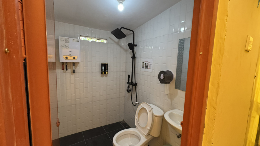 Bathroom 5, Kayi Glamping by HomiQ, Sleman