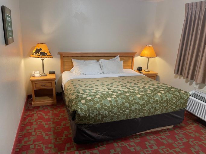 Bedroom 4, Harmony Inn & Suites, Cherry