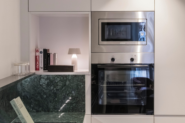 Microwave, Edmond Vibes Plaza de España Suites, Madrid