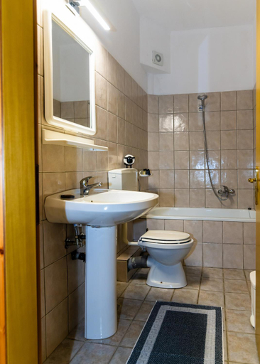 Bathroom, Elation Rooms, Central Macedonia