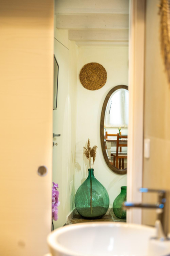 Bathroom 5, Desideri di Puglia, Barletta-Andria-Trani