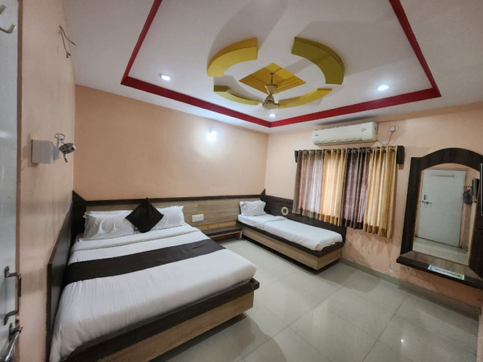 Bedroom 4, Hotel Sai Laxmi, Ahmadnagar