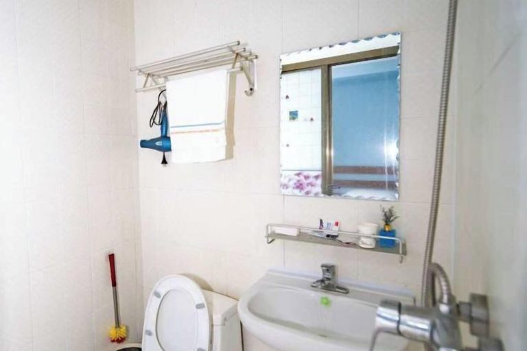Bathroom 5, Tianchihu Fashion Hotel, Yanbian Korean