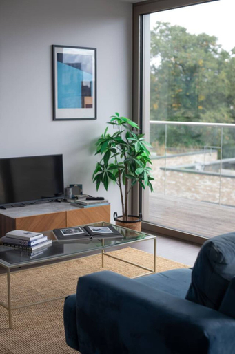 Room 3, Modern 1-bedroom Flat Cre8, London
