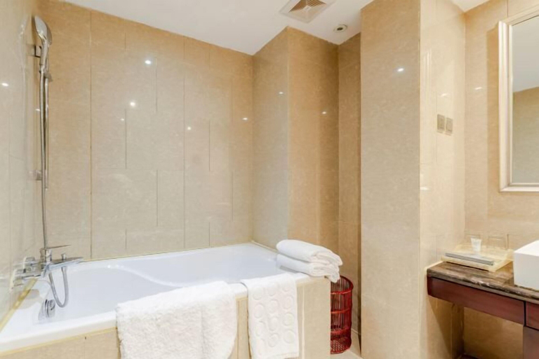 Bathroom 4, Lianhua Hotel, Zhoukou