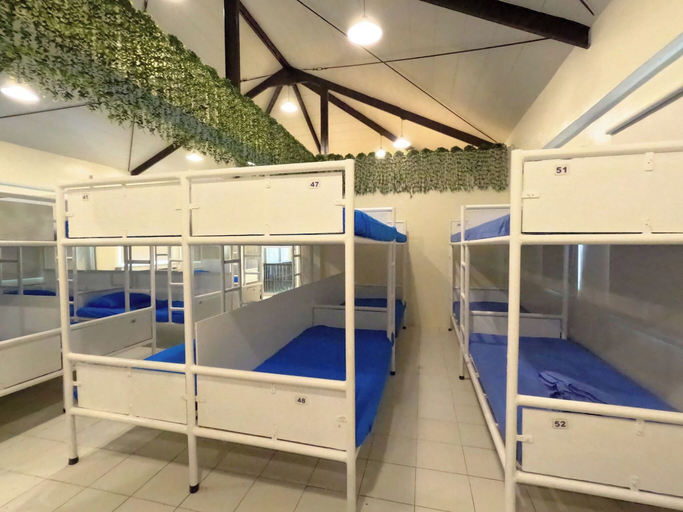 Room 3, The Luneta Seafarers Center Premier Dorm, Manila City