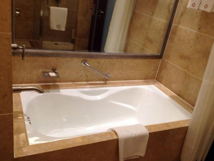 Bathroom 5, Wuxi Landison Plaza Hotel, Wuxi