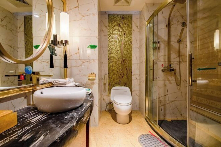 Bathroom 4, Jianhua International Hotel, Chuxiong Yi