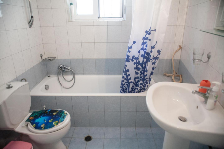 Bathroom 4, summer holidays, Ionian Islands