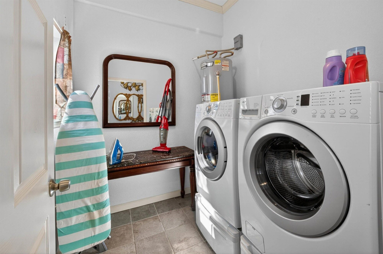Interior 5, Seaglass Haven 2 Bedroom Home, Galveston