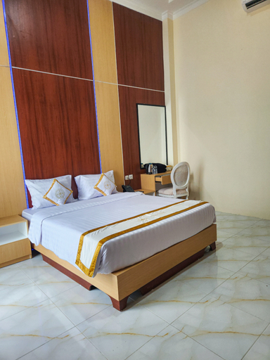bedroom 13