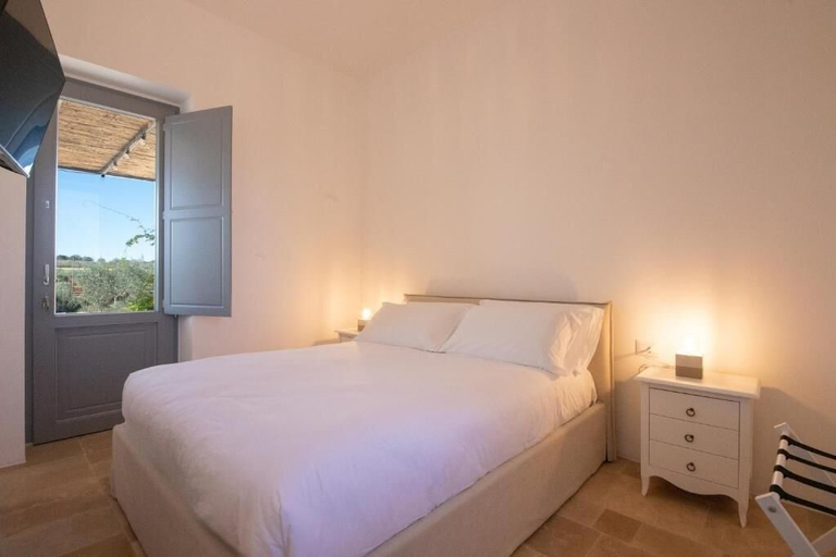 Room 5, Borgo Cucumo, Bari