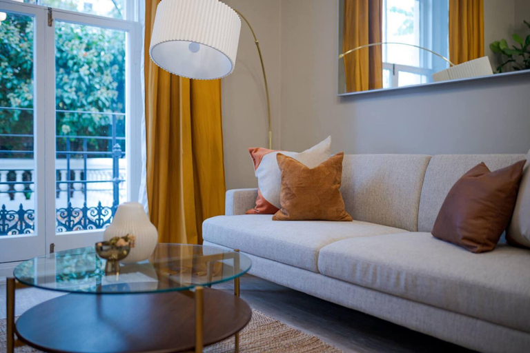 Room 3, Perfect Hyde Park Apartment PS3, London