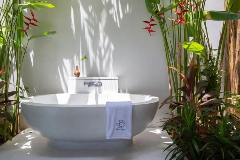 Bathroom 3, Chic Baan Capo - Luxury Four Bedroom Beachfront Villa, Ko Samui