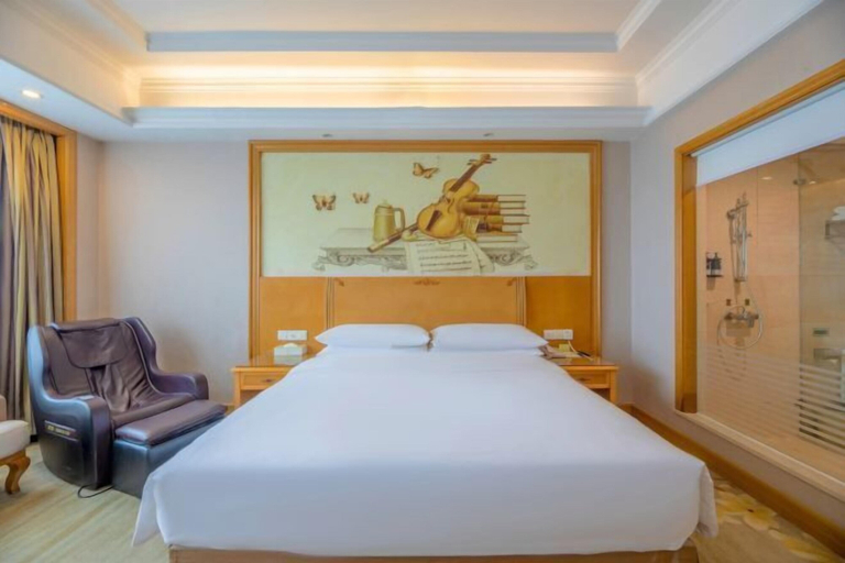 Bedroom 5, Vienna International Hotel Changsha Gaoqiao Branch, Changsha