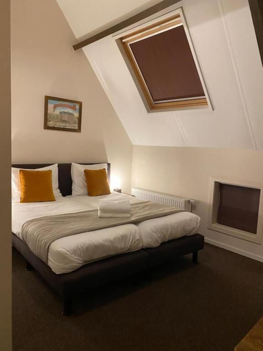 Room 5, hcrslandswelvaren, Sluis