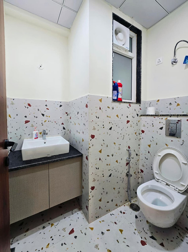 Bathroom 4, Black Stone- 3 BHK Bapu Nagar, Jaipur
