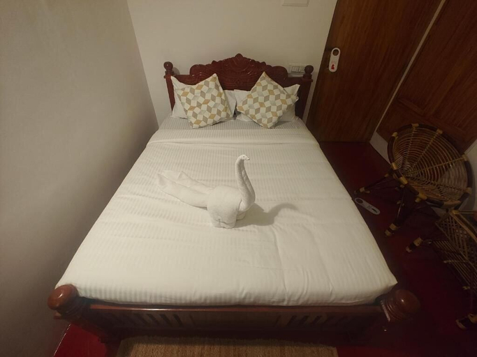 Room 5, L'edelweiss heritage house, Puducherry