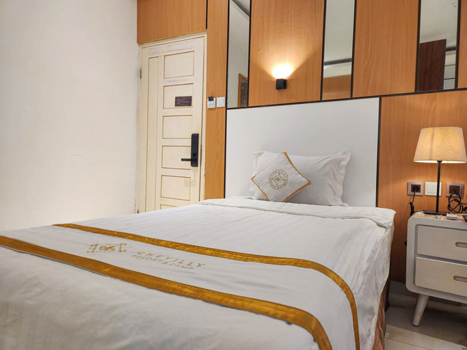 bedroom 19