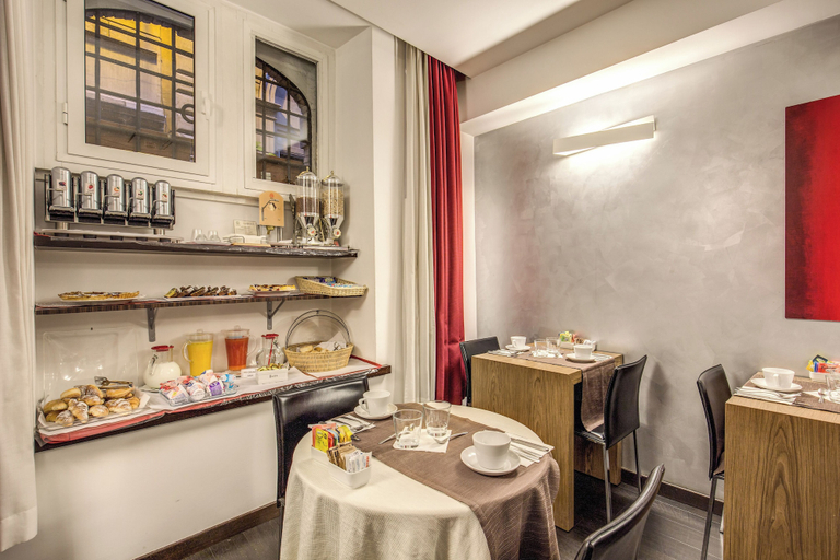 Food & Drinks 5, Hotel Rinascimento, Rome