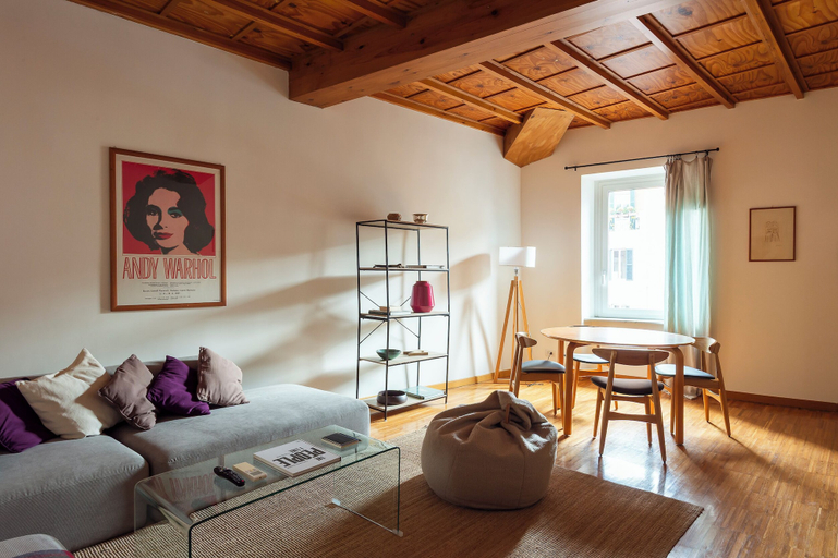 Others 4, Trastevere Luxury Panoramic Apartment, Roma
