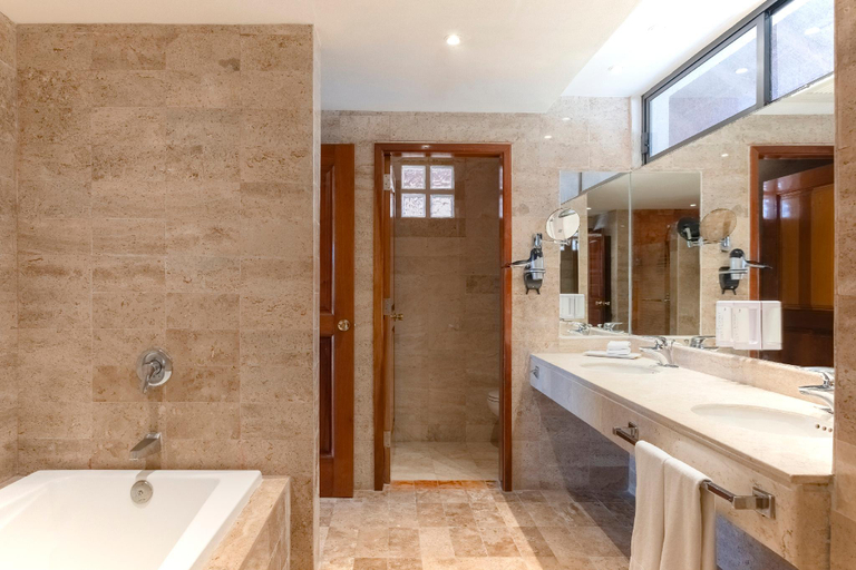 Bathroom 5, Iberostar Waves Quetzal - All Inclusive, Cozumel