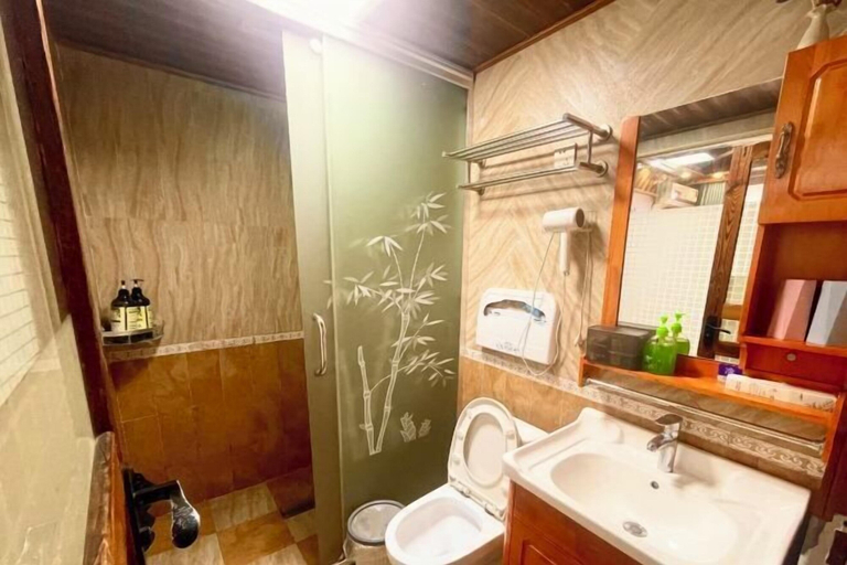 Bathroom 3, Xiangyunge Inn, Xiangxi Tujia and Miao