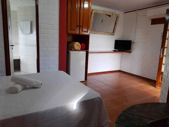Bedroom 2, Pousada Halliny do Rosa, Imbituba