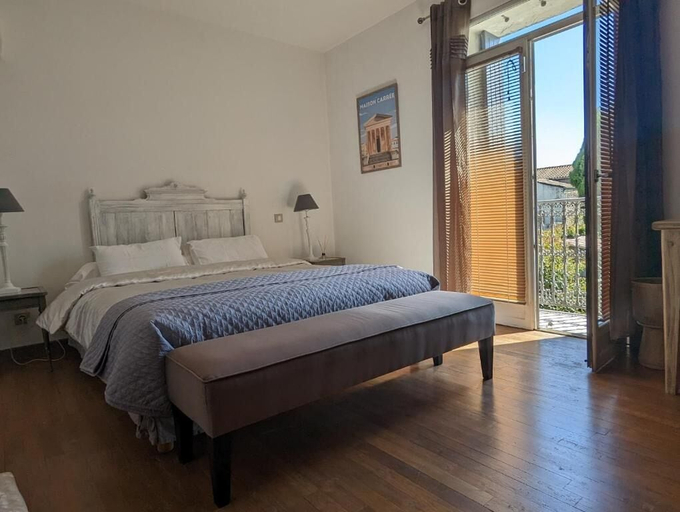 Bedroom 4, La Fontaine aux Poissons Rouges, Gard
