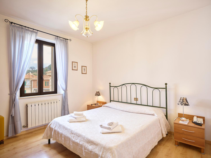 Bedroom 3, " Il Bersagliere " Dependance Hotel la Pace, Siena