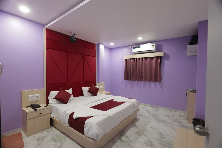 Room 2, Hotel Para Mount, Kheda
