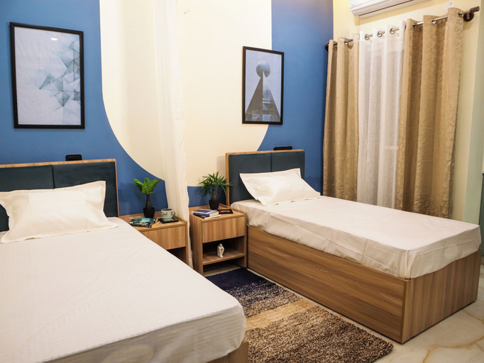 Room 4, C Suites Gilbert, Bangalore