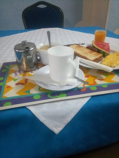 Food & Drinks, White Castle Hotel Mikindani, Jomvu