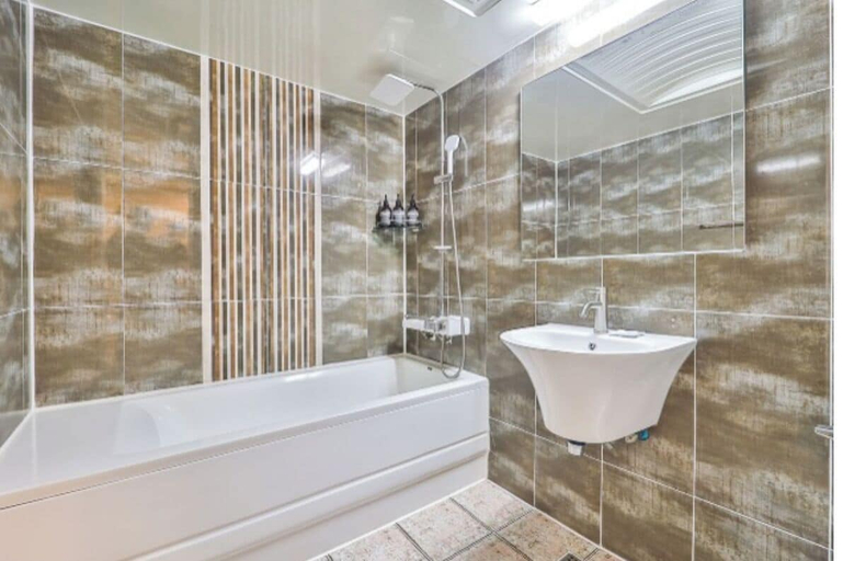 Bathroom, Page 9 Hotel, Gwanak