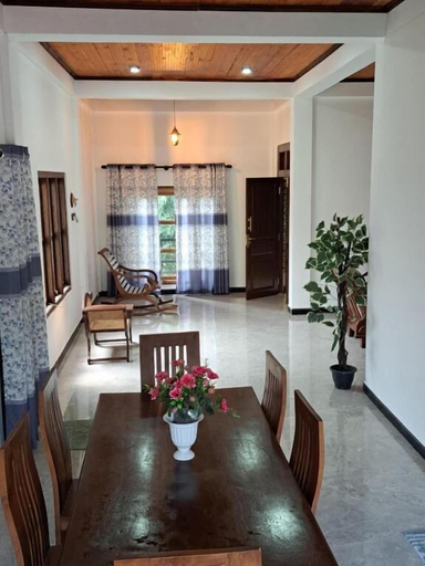 Dining, Palm Breeze kokuvil Jaffna, Nallur