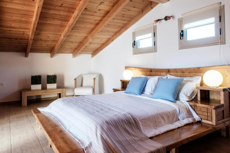 Bedroom 2, Villa Noema, Crete