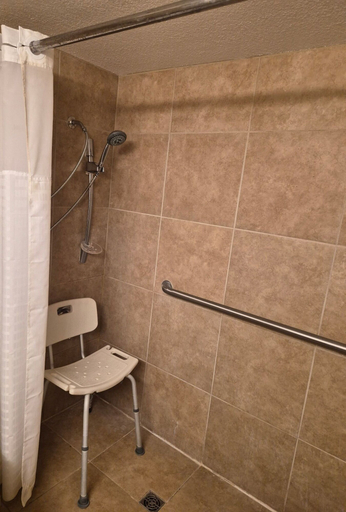 Bathroom 4, The Tonopah Station, Nye