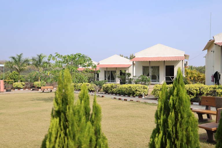 Property grounds 4, Vanray Farm And Resort, Gir Somnath