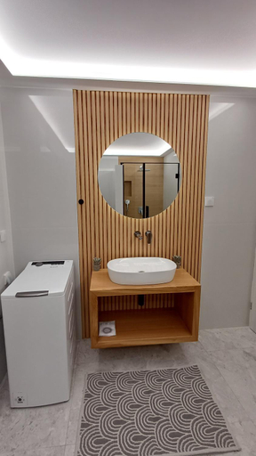 Bathroom 3, Kiki's Apartments, Ionian Islands