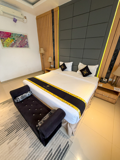 bedroom 16