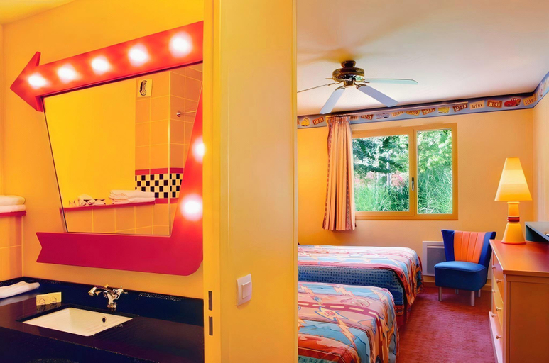 Bedroom 2, Disney's Hotel Santa Fe®, Seine-et-Marne