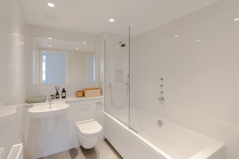 Bathroom 2, The Portland - Marylebone - by Frankie, London