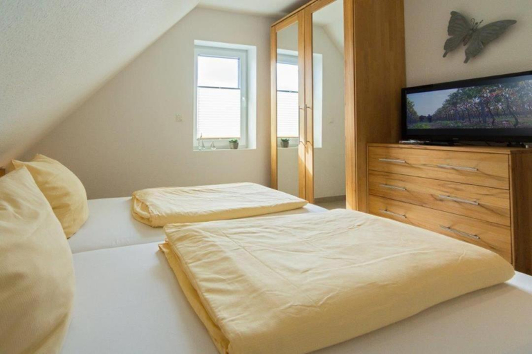 Bedroom 2, Holiday apartment Strandlilie, Aurich