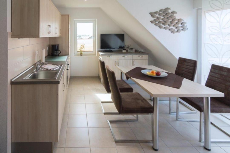 Others 5, Holiday apartment Strandlilie, Aurich