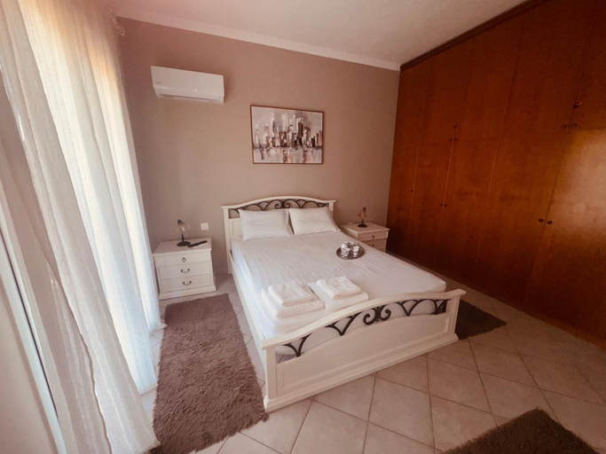 Bedroom 2, Bruskos Holiday Deluxe, Ionian Islands