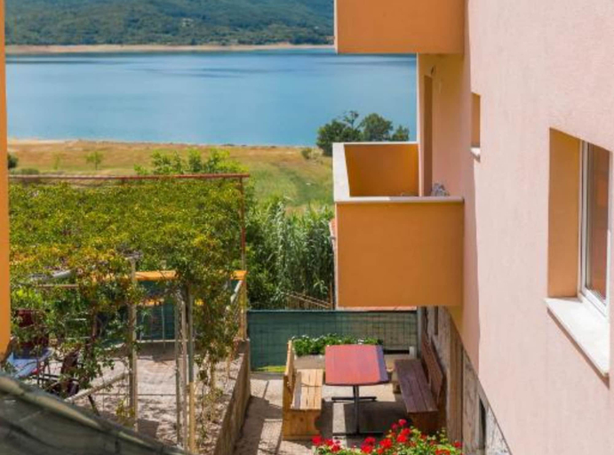 Balcony 5, Hearts of Vrlika Country Stay, Vrlika