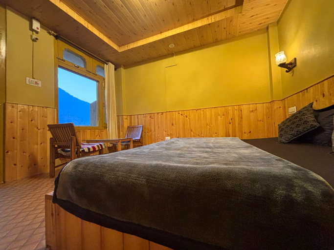 Bedroom 2, Jibhi Mountain Retreat, Kullu